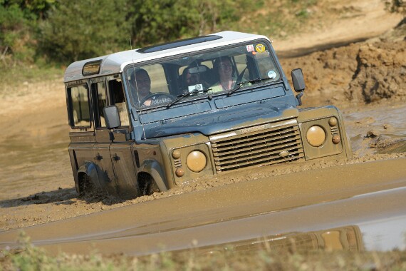 MUD27818